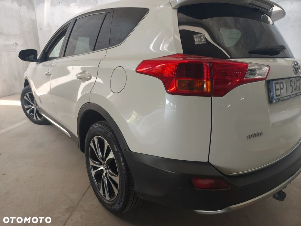 Toyota RAV4 2.0 D-4D Prestige - 12