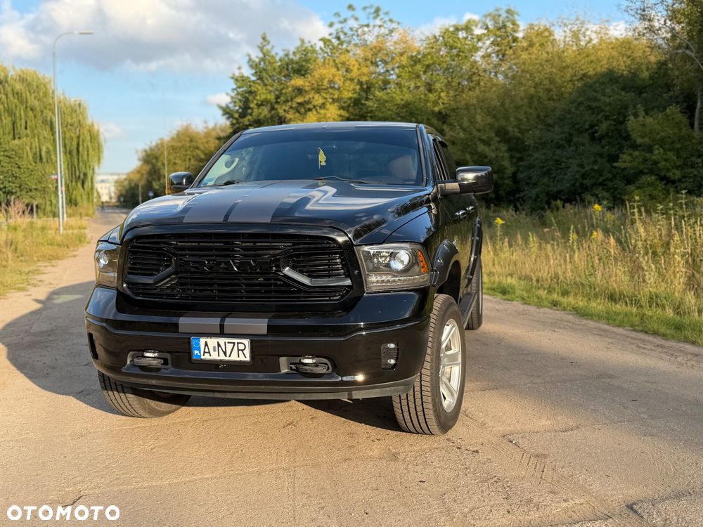 Dodge RAM 5.7 4x4 - 4