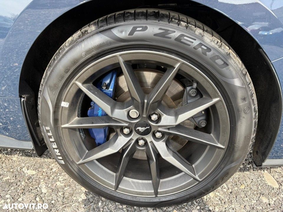 Ford Mustang - 19