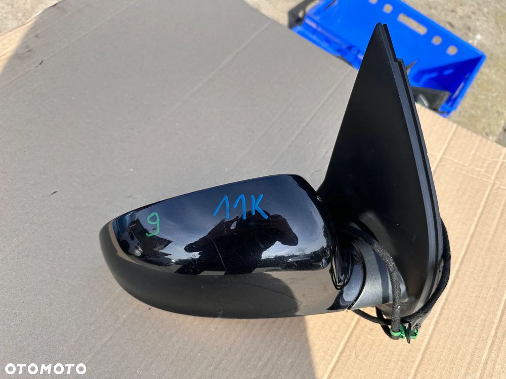 Lusterko prawe VW Golf V 5 HB 11K 11 kabli