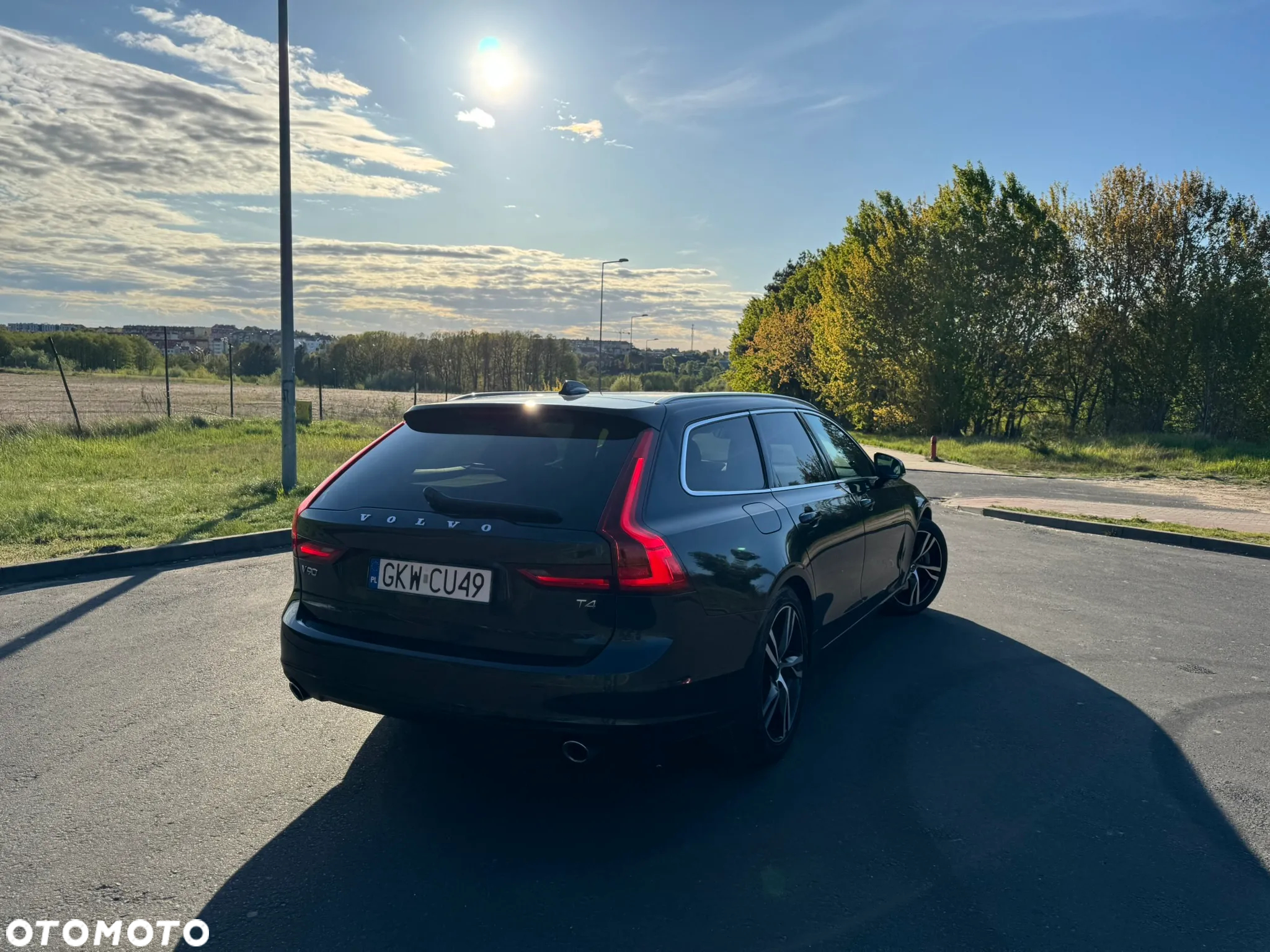 Volvo V90 T4 Geartronic Momentum Pro - 8