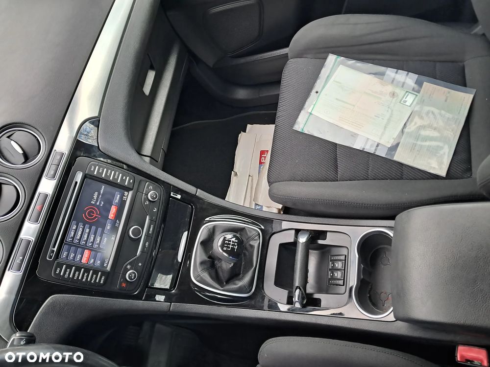 Ford S-Max 2.0 TDCi DPF Champions Edition - 14