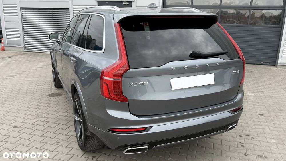 Volvo XC 90 - 5