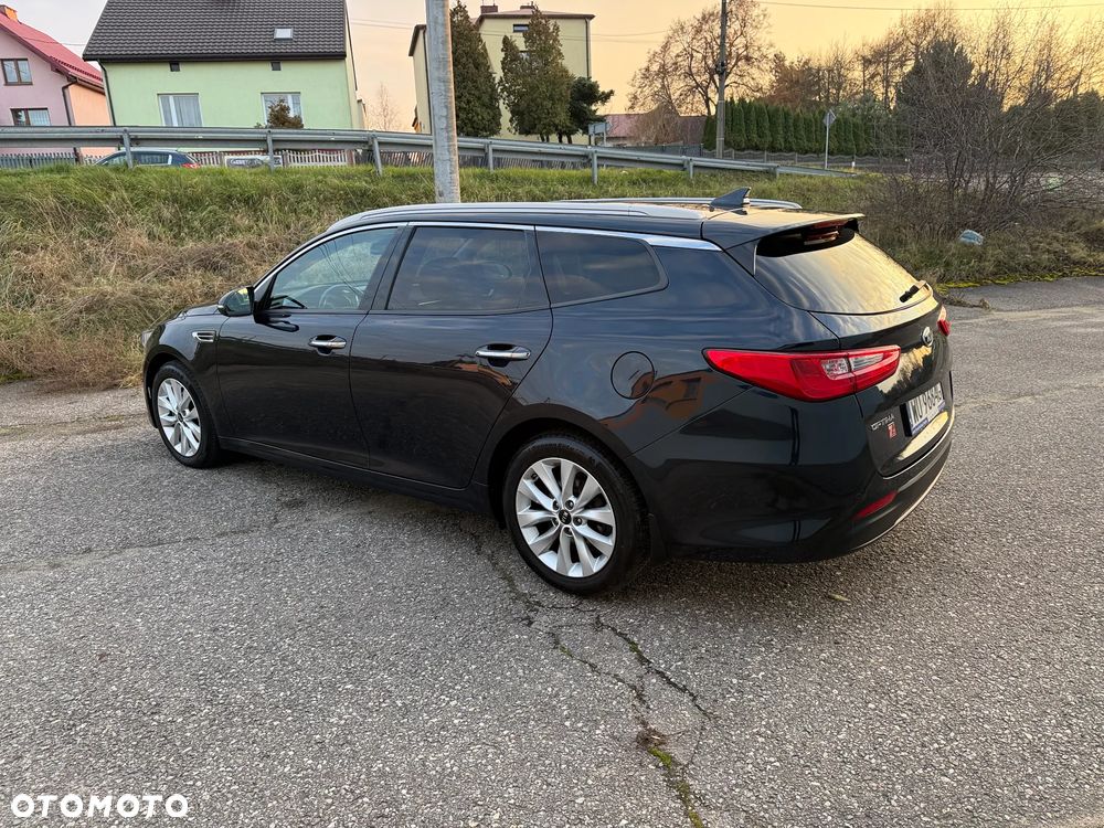Kia Optima 1.7 CRDI L DCT - 23