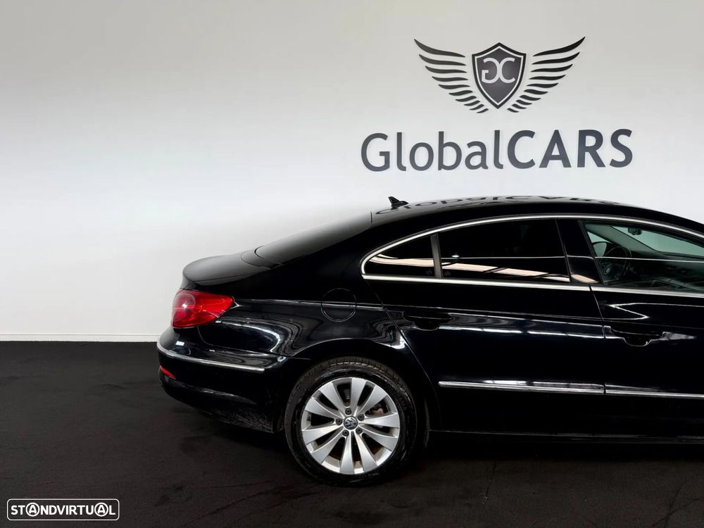VW Passat CC 2.0 TDi BlueMotion - 30