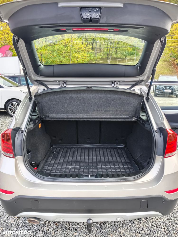 BMW X1 xDrive18d Sport Line - 9