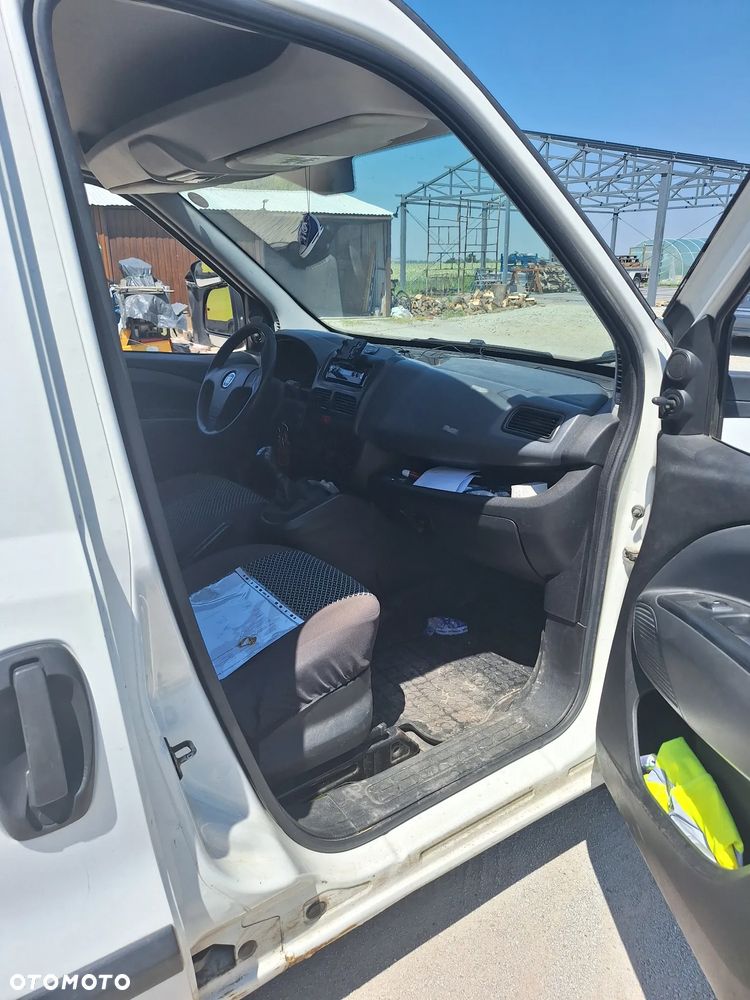 Fiat DOBLO MAXI - 8