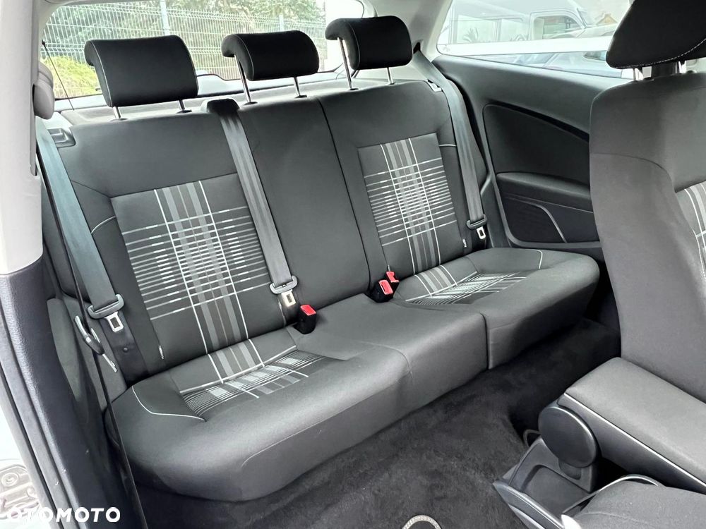 Volkswagen Polo 1.2 TSI Blue Motion Technology Lounge - 16