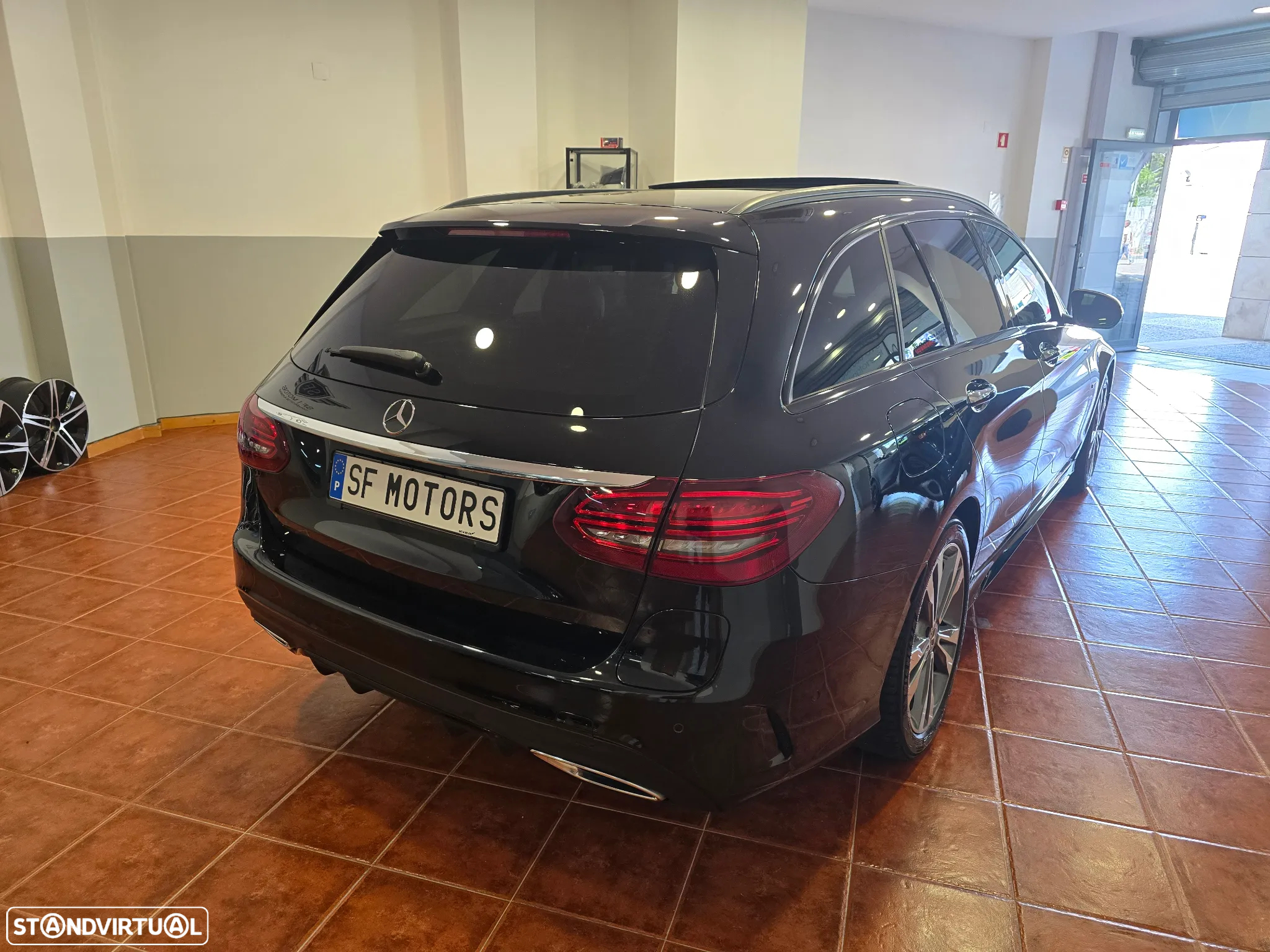 Mercedes-Benz C 300 de AMG Line - 4