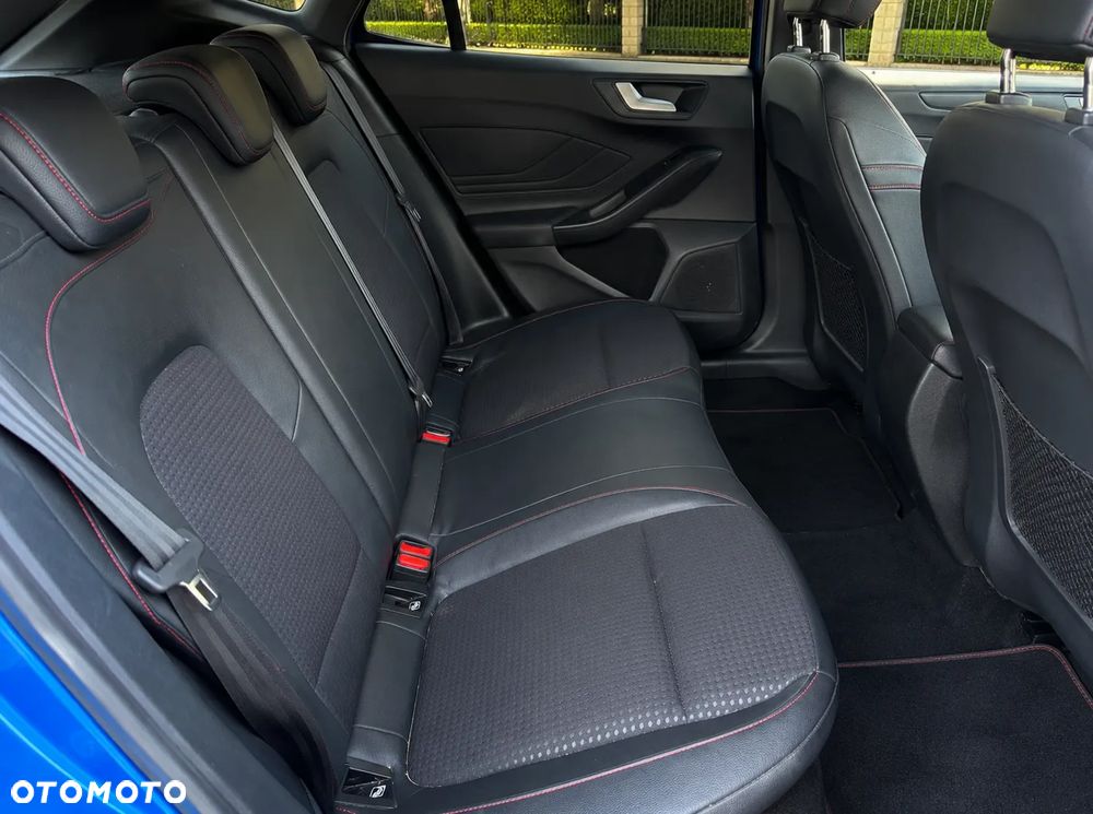 Ford Focus 2.0 EcoBlue ST-Line Business - 16