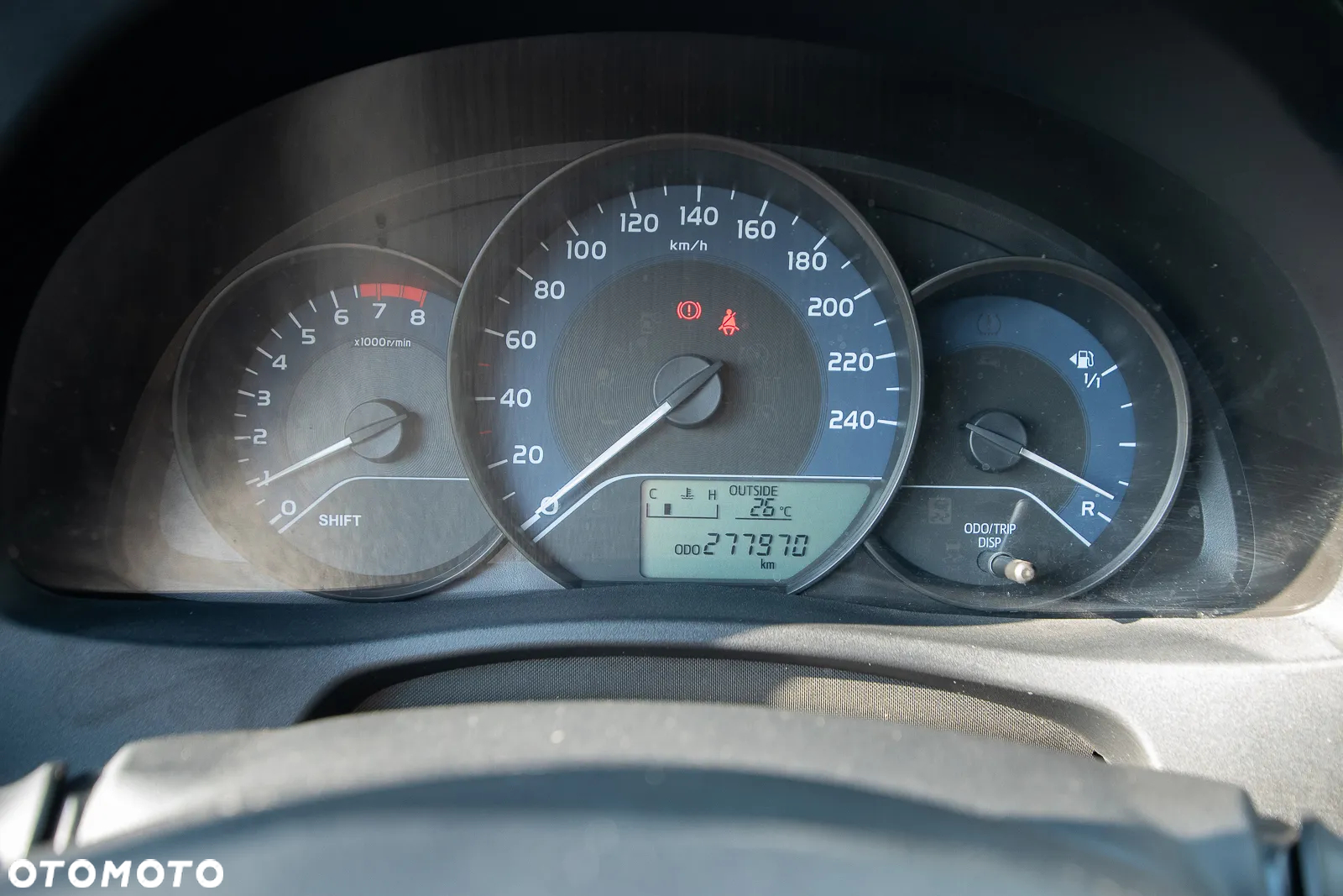 Toyota Corolla 1.6 Active - 9