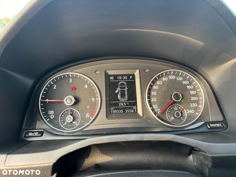 Volkswagen Caddy Maxi 2.0 TDI Trendline DSG - 22