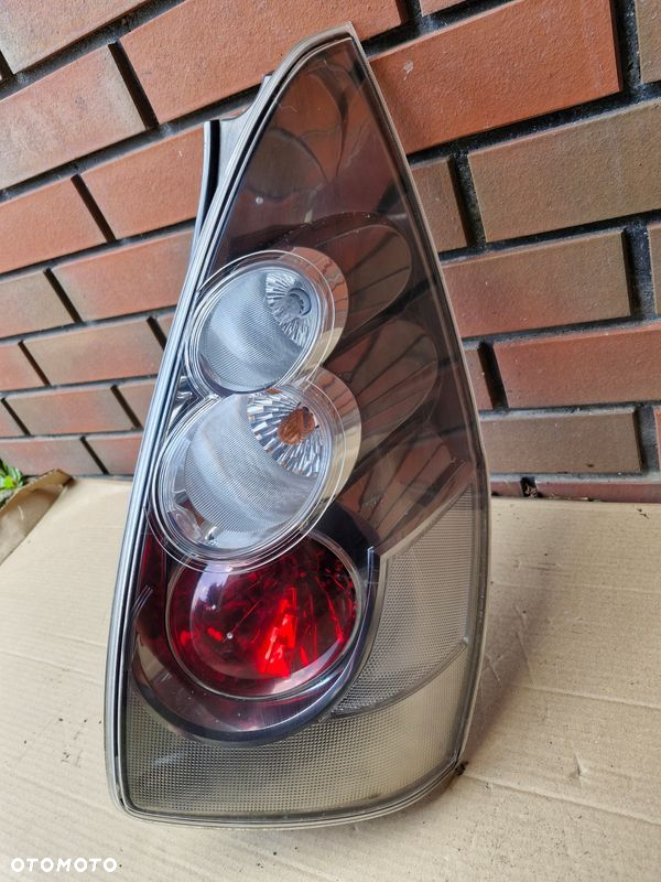 MAZDA 5 V LIFT LAMPA PRAWY TYŁ PRAWA TYLNA - 2