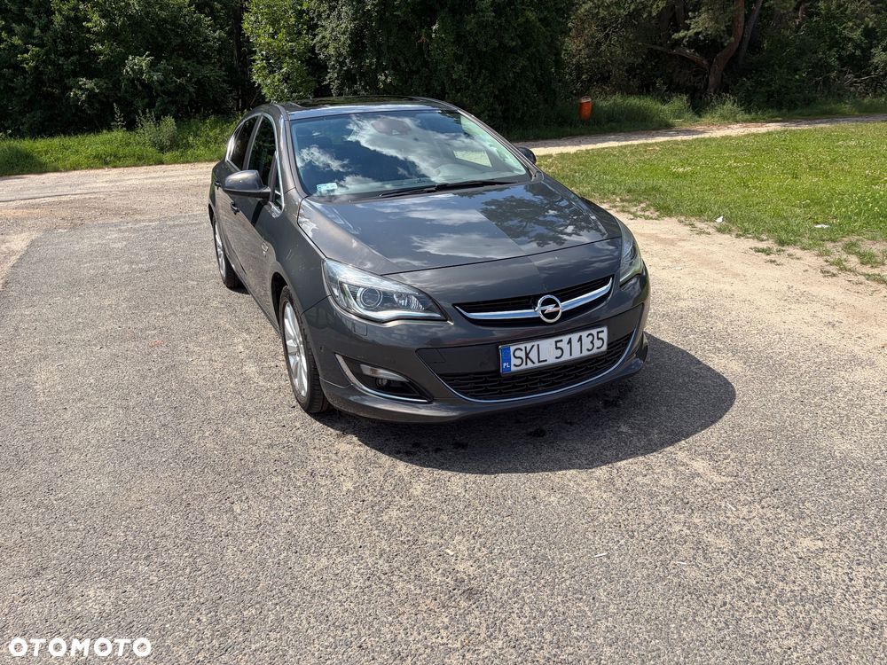 Opel Astra 2.0 CDTI Cosmo - 1
