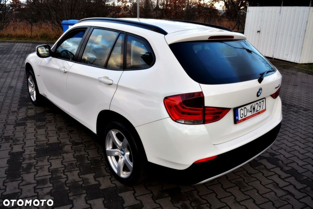 BMW X1 sDrive18d xLine - 13