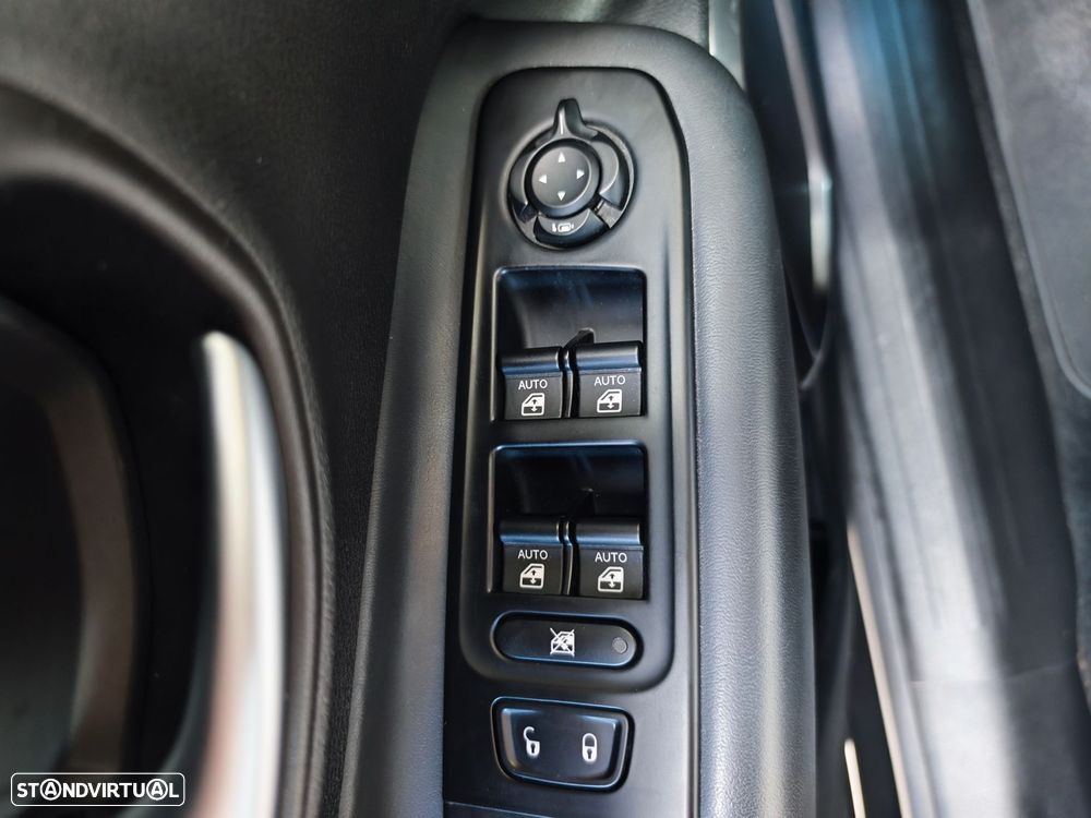 Jeep Renegade 1.3 T Limited DCT - 27