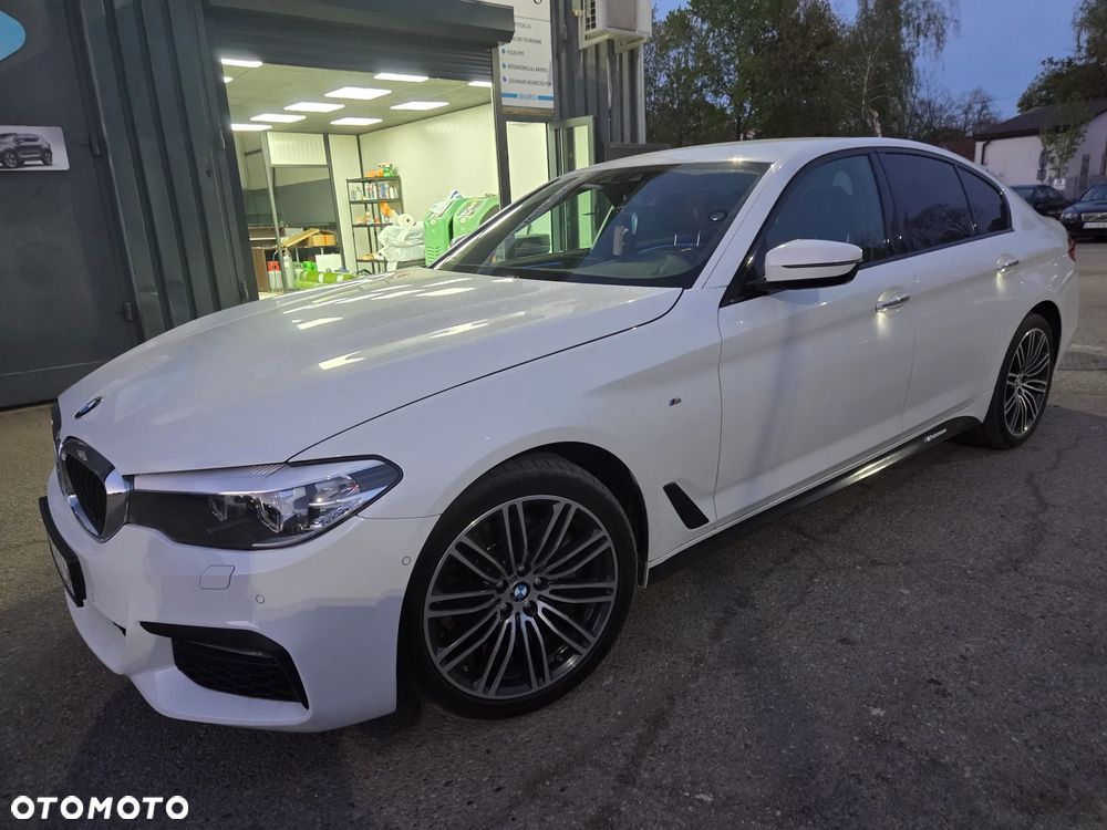 BMW Seria 5 520d Efficient Dynamics M Sport sport - 2