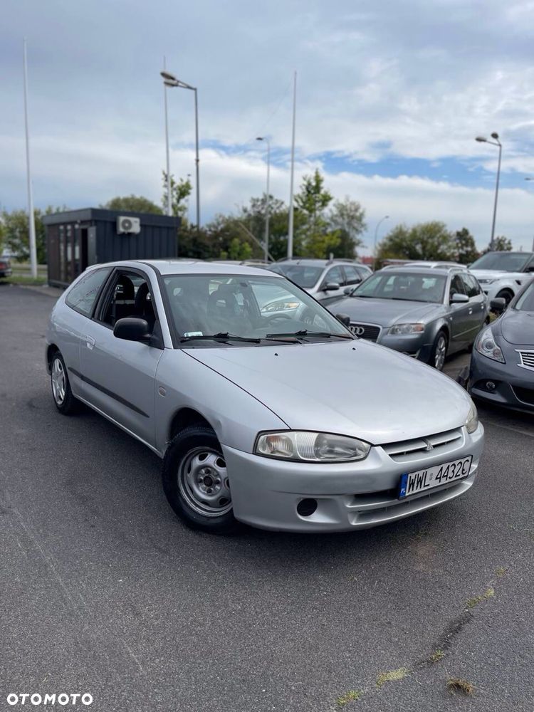 Mitsubishi Colt - 3