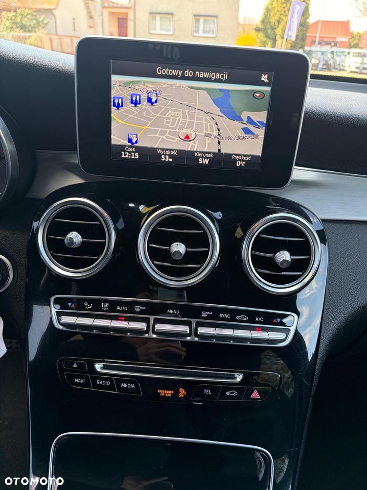 Mercedes-Benz GLC 220 d 4Matic 9G-TRONIC - 35