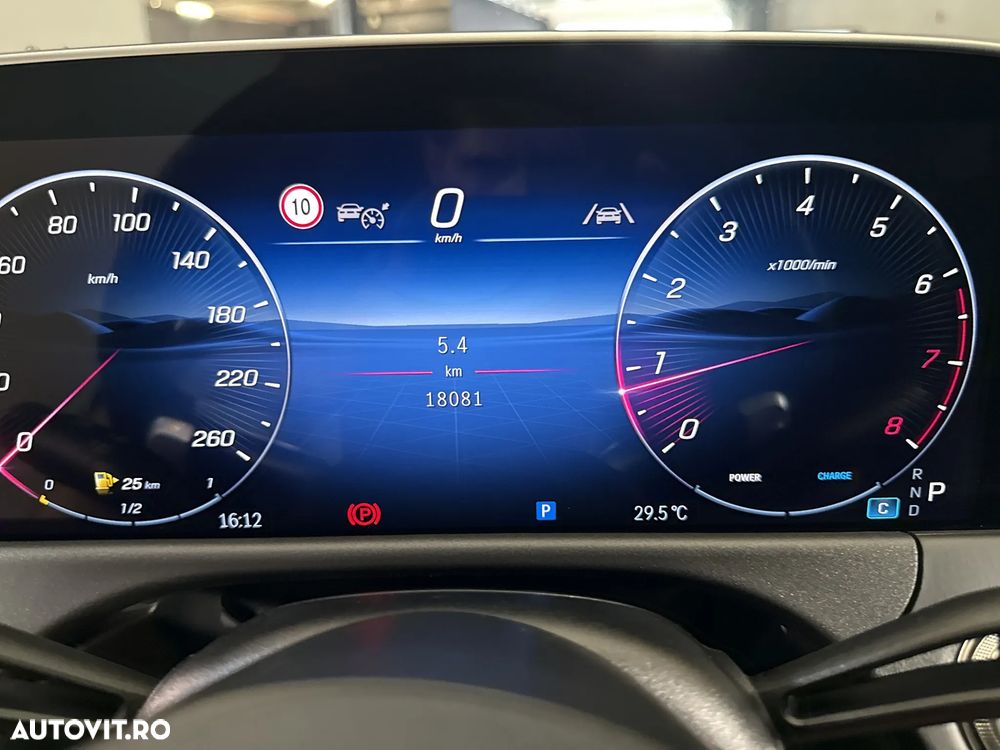 MERCEDES-BENZ E-Class 2025 — imagine 11