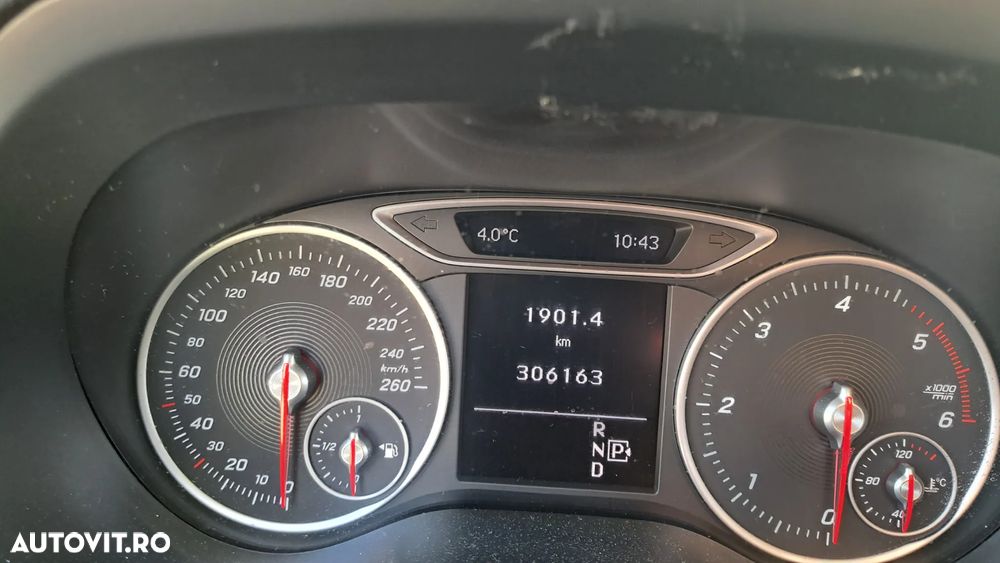 Mercedes-Benz B 220 d 7G-DCT - 7