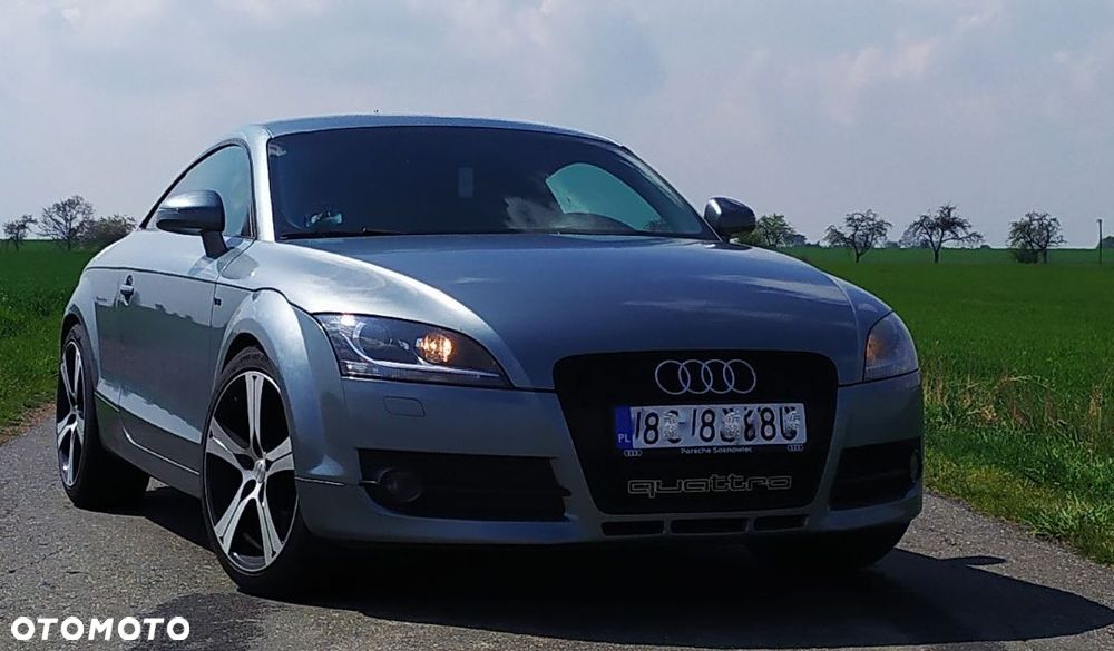 Logo Emblemat QUATTRO Napis 100% Stal Nierdzewna AUDI Gril Atrapa - 16