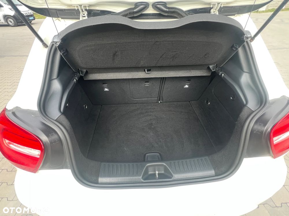 Mercedes-Benz Klasa A 180 AMG Line - 21