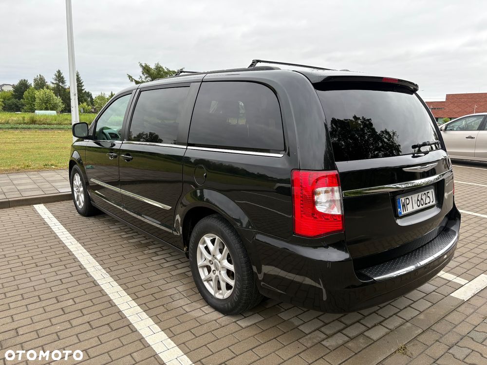 Chrysler Town & Country 3.6 Touring - 5