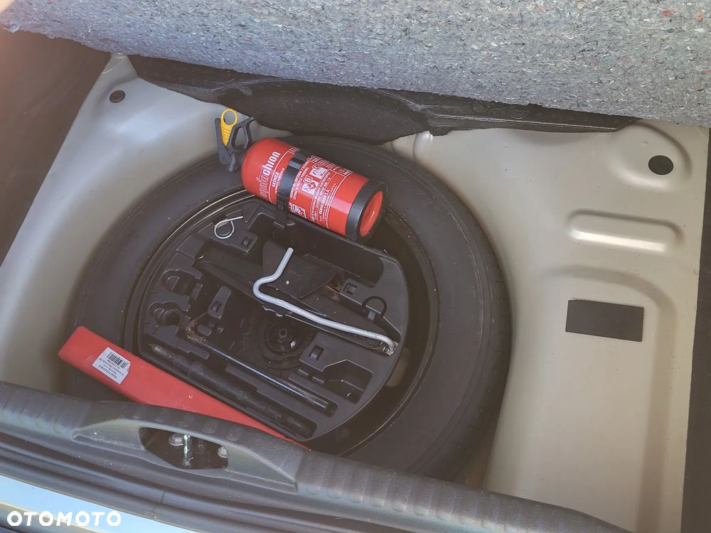 Citroën C3 1.2 PureTech C-Series - 29