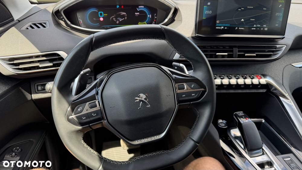 Peugeot 3008 Hybrid4 300 e-EAT8 Allure - 33