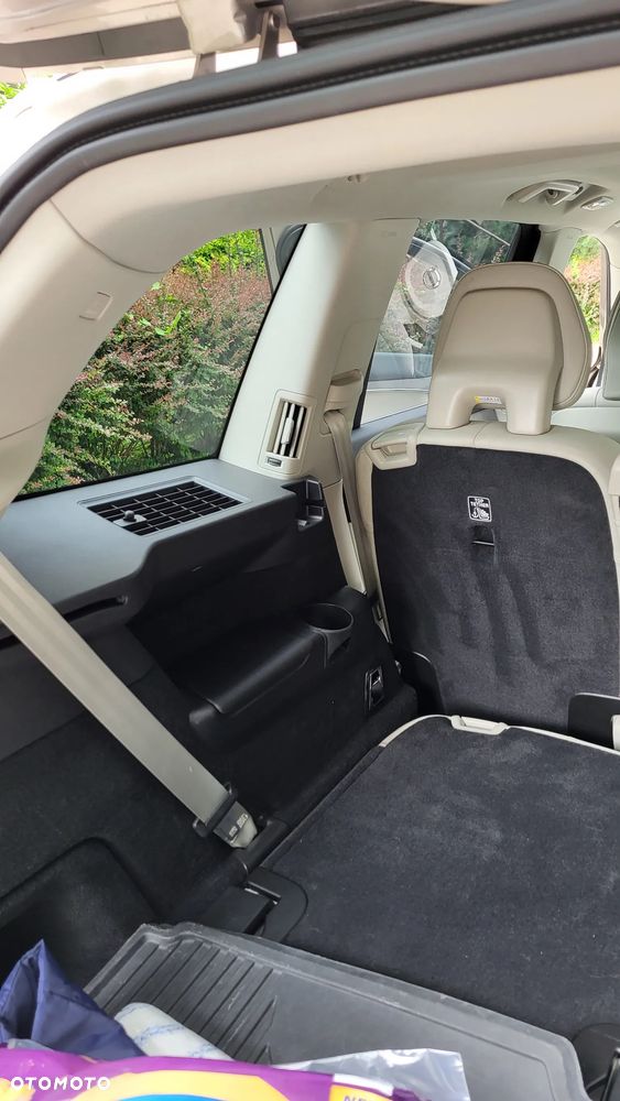 Volvo XC 90 - 12