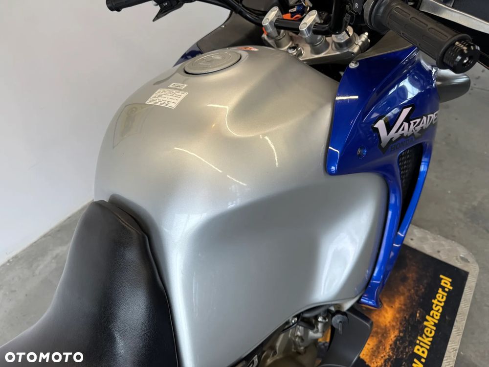 Honda XL - 17