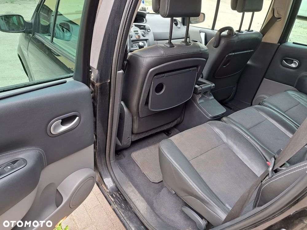 Renault Grand Scenic - 9