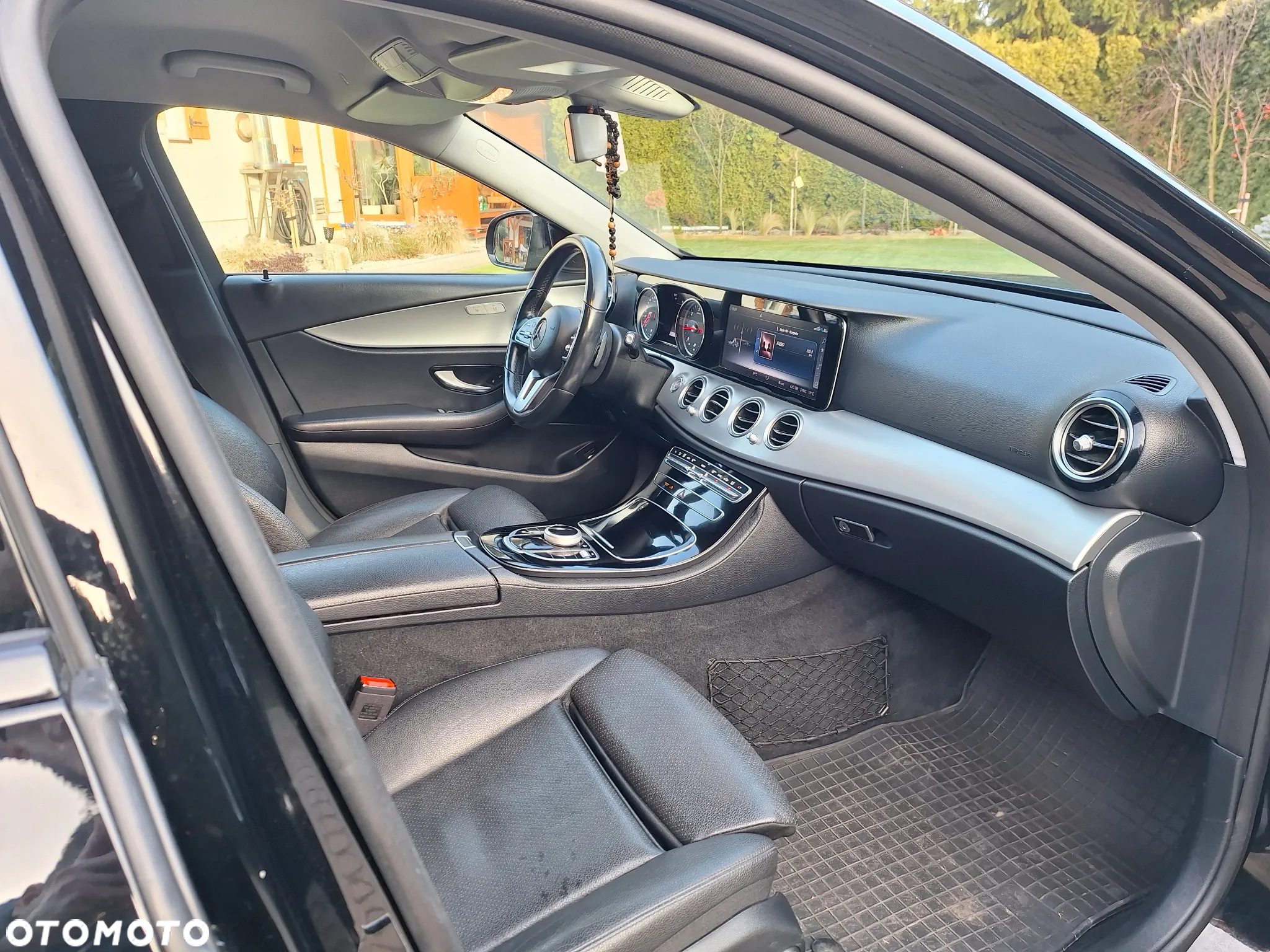 Mercedes-Benz Klasa E 220 d 9G-TRONIC - 14