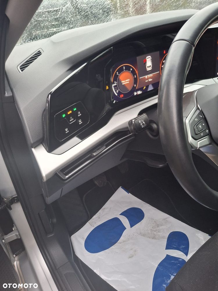 Volkswagen Golf 2.0 TDI SCR Life - 11