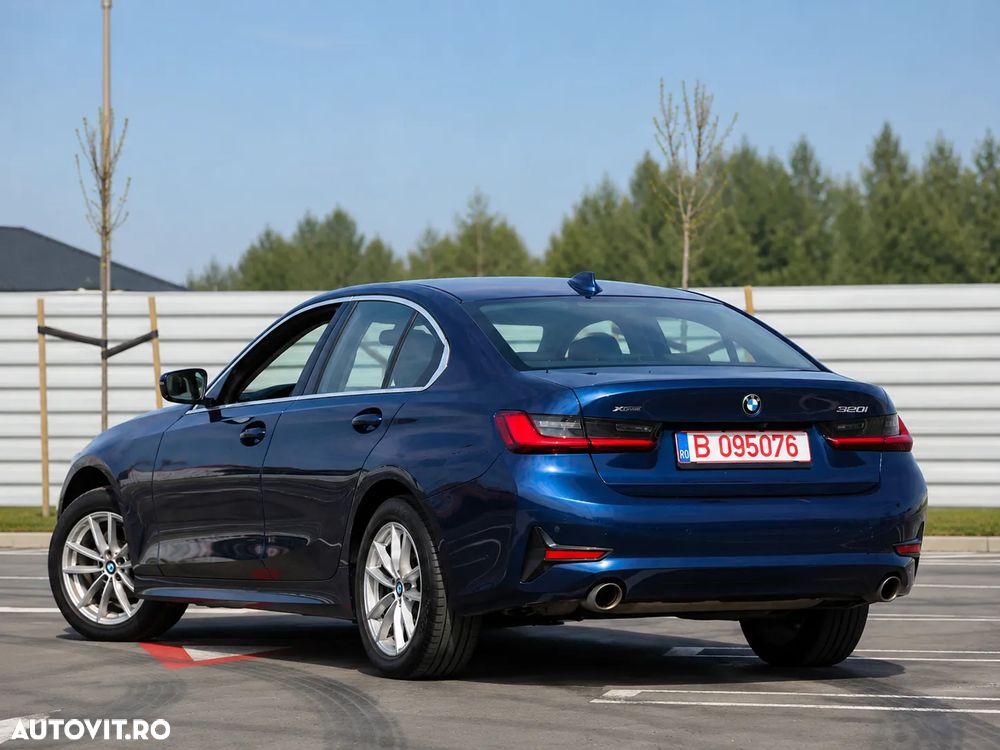 BMW 3 Series 2020 — imagine 4