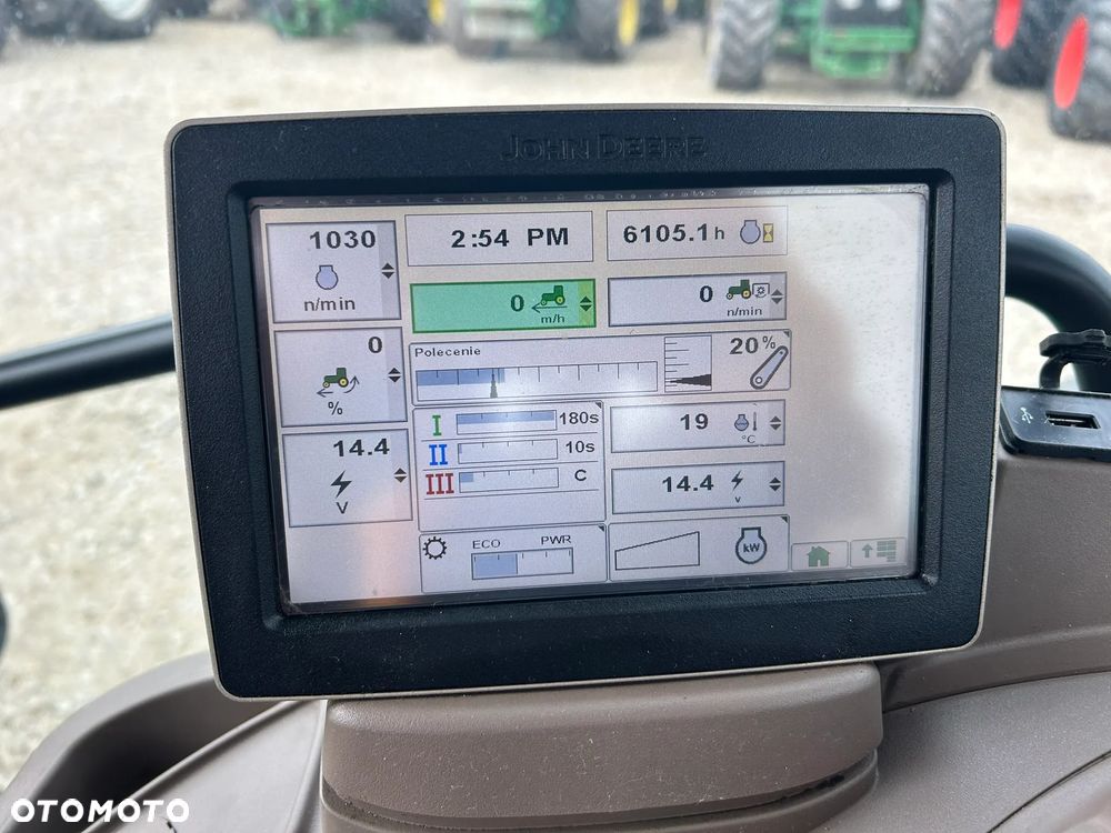 John Deere 6125R - 16