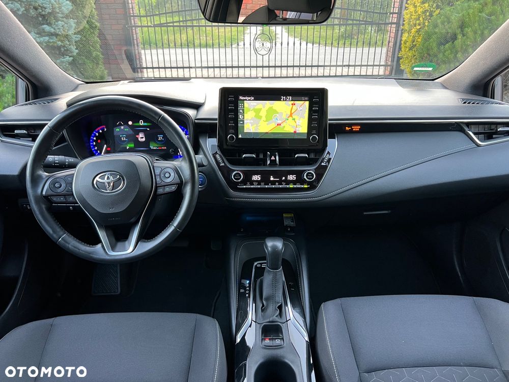 Toyota Corolla 1.8 Business Edition - 25