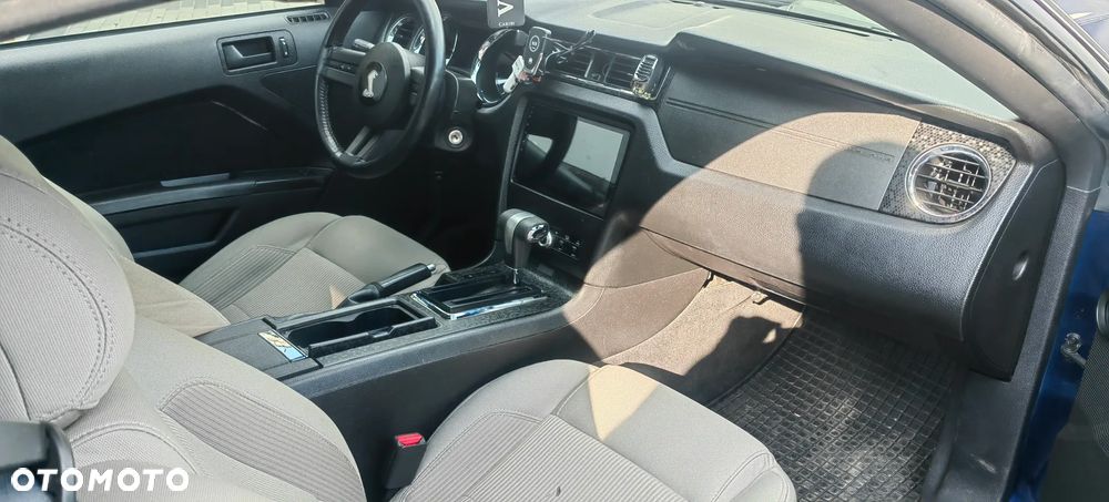 Ford Mustang 3.7 V6 - 8