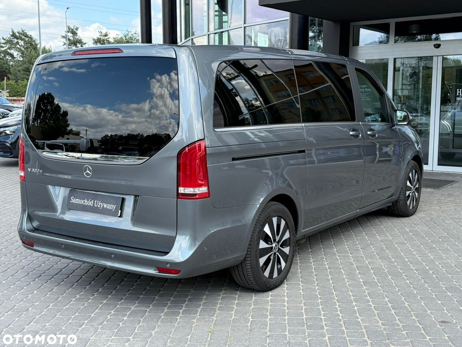 Mercedes-Benz Klasa V 300 d Avantgarde 9G-Tronic (ekstra d³) - 10