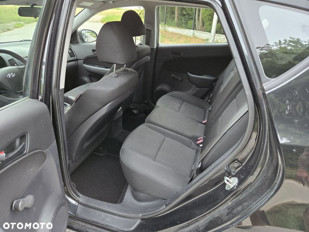 Hyundai i30 1.6 CRDi Blue Classic - 9