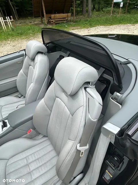 Mercedes-Benz SL 55 AMG - 23