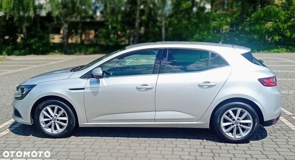 Renault Megane 1.5 dCi Energy Life EU6 - 13