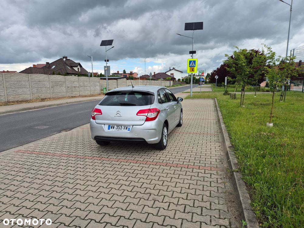 Citroën C4 HDi 90 Attraction - 18