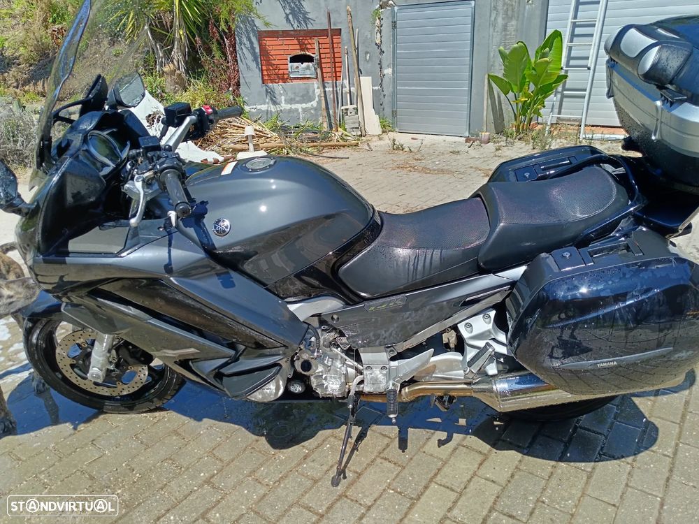 Yamaha FJR - 12