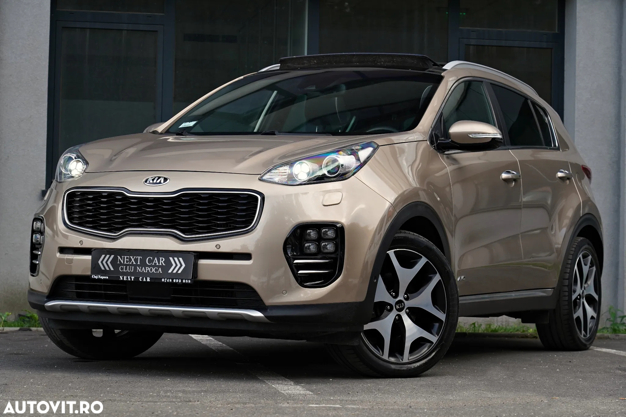 Kia Sportage 2,0 CRDI AWD Aut. GT Line - 2