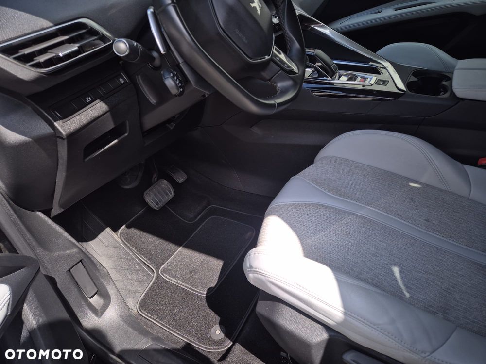 Peugeot 5008 1.5 BlueHDi Allure Pack S&S EAT8 - 12