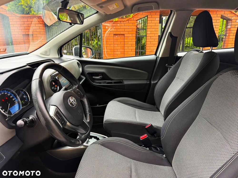 Toyota Yaris 1.5 VVT-i Comfort - 21