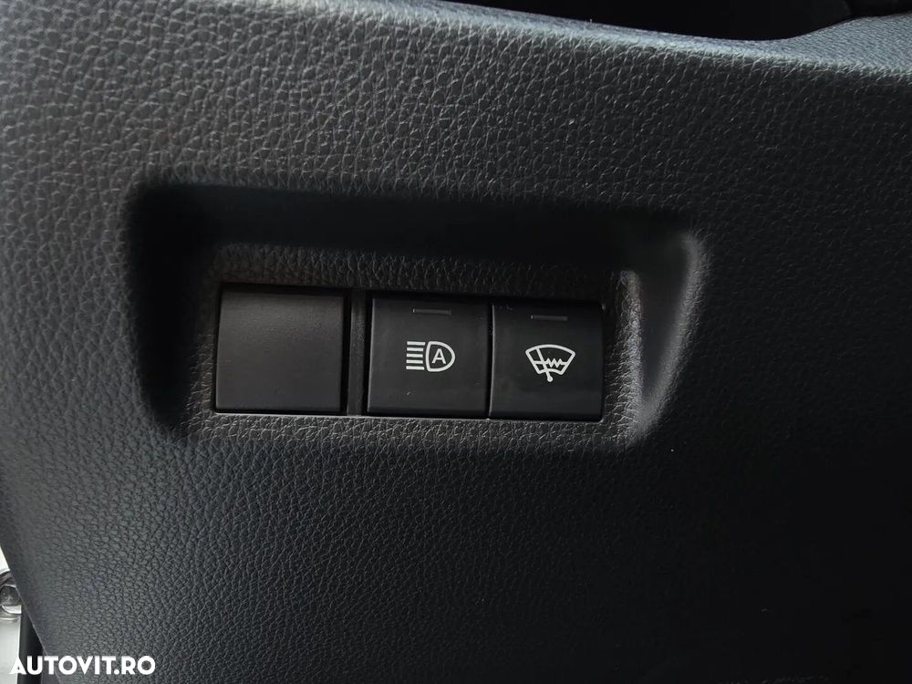 Toyota RAV4 - 9
