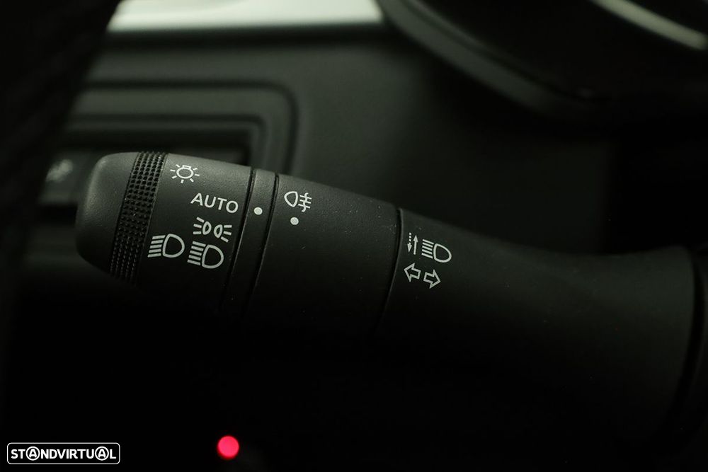 Renault Captur 1.0 TCe Techno Bi-Fuel - 17